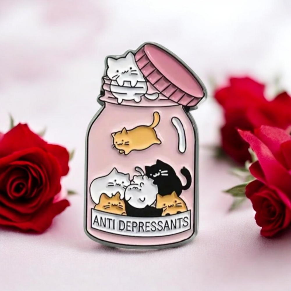 Cute Cat‎ Enamel Pin - Pink and White